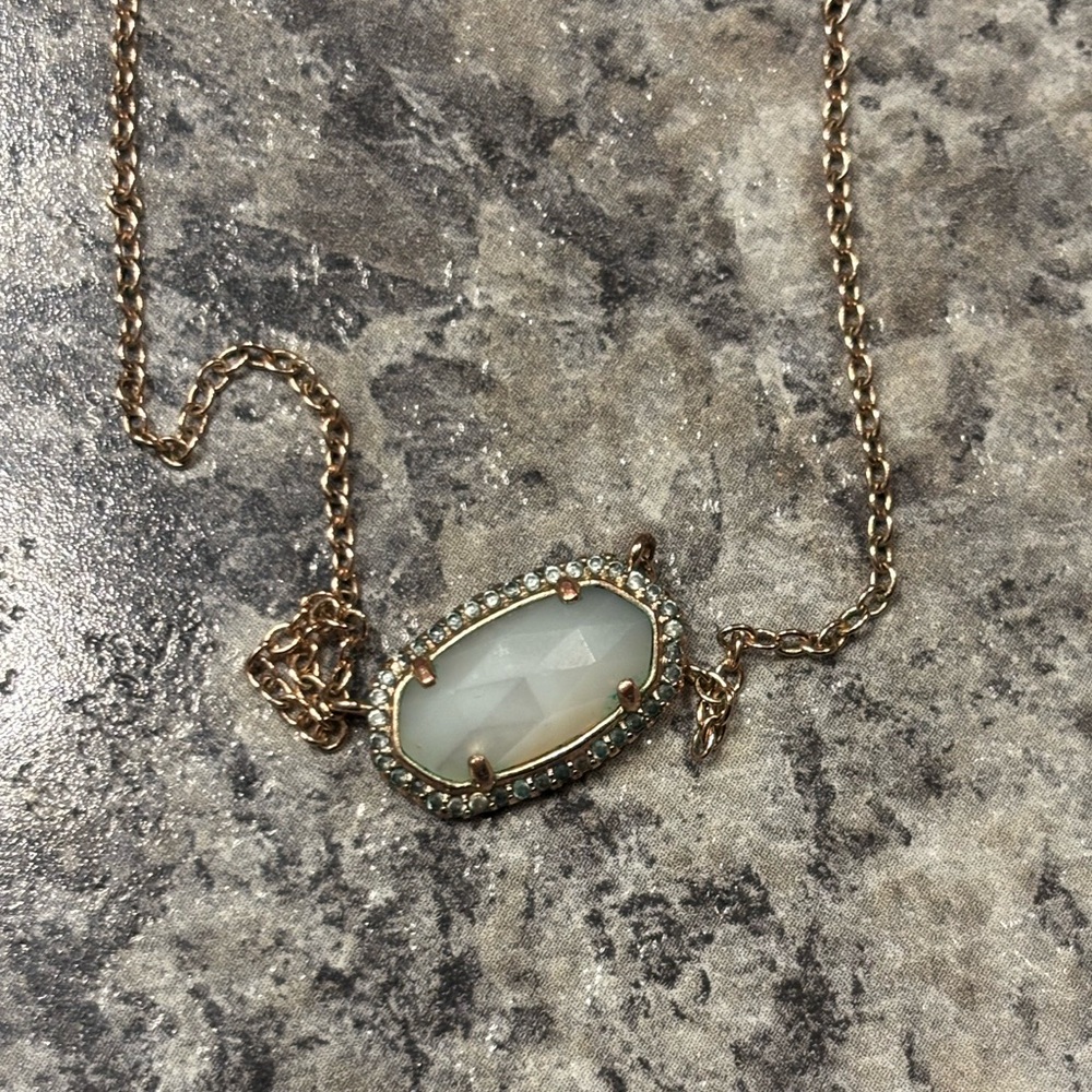 Kendra Scott Necklace